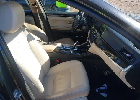 2015 BMW 528I xDrive z USA, uszkodzony, nr VIN WBA5A7C50FD625970